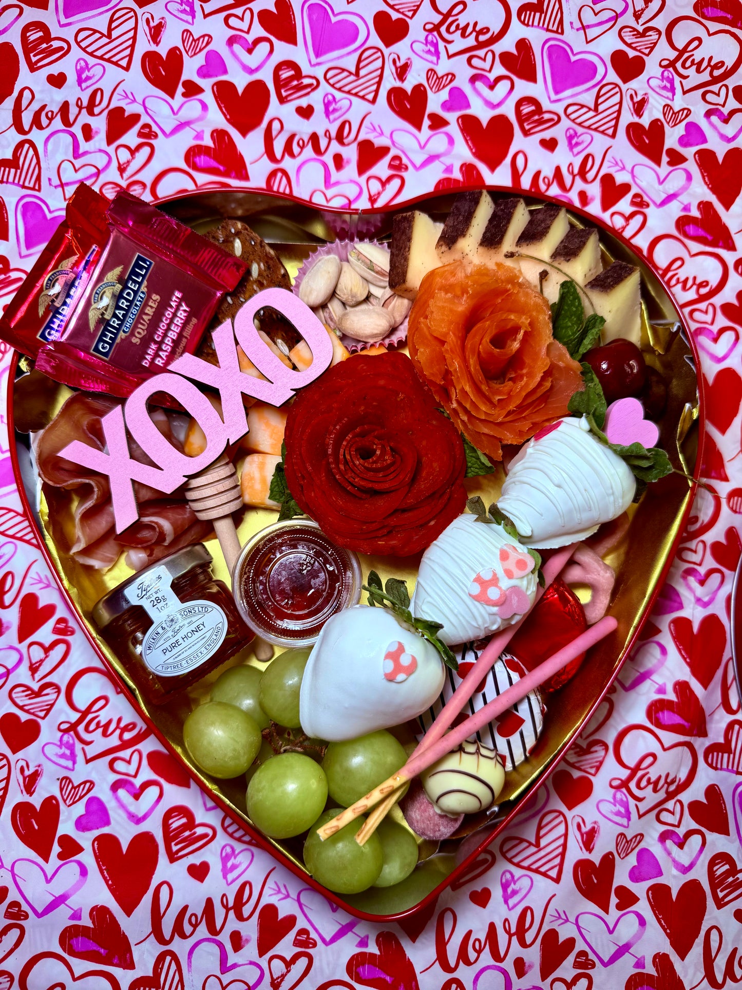 VDay 25' Charcuterie Box